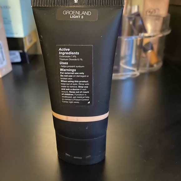 NARS Foundation - Picture 2 of 2